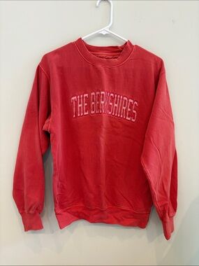 Coral ‘The Berkshires' Crewneck Sweatshirt